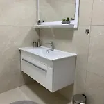 42 Apartment *