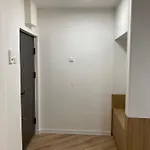 42 Apartment *