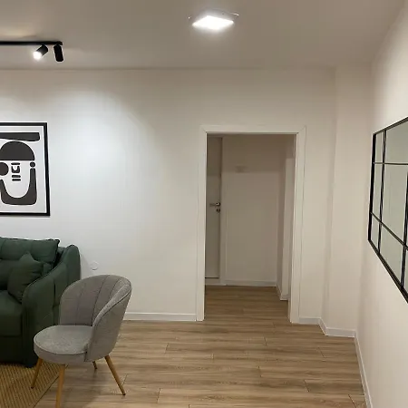 42 Apartment