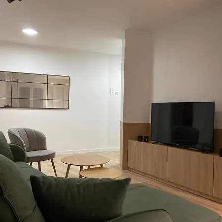 42 Apartment